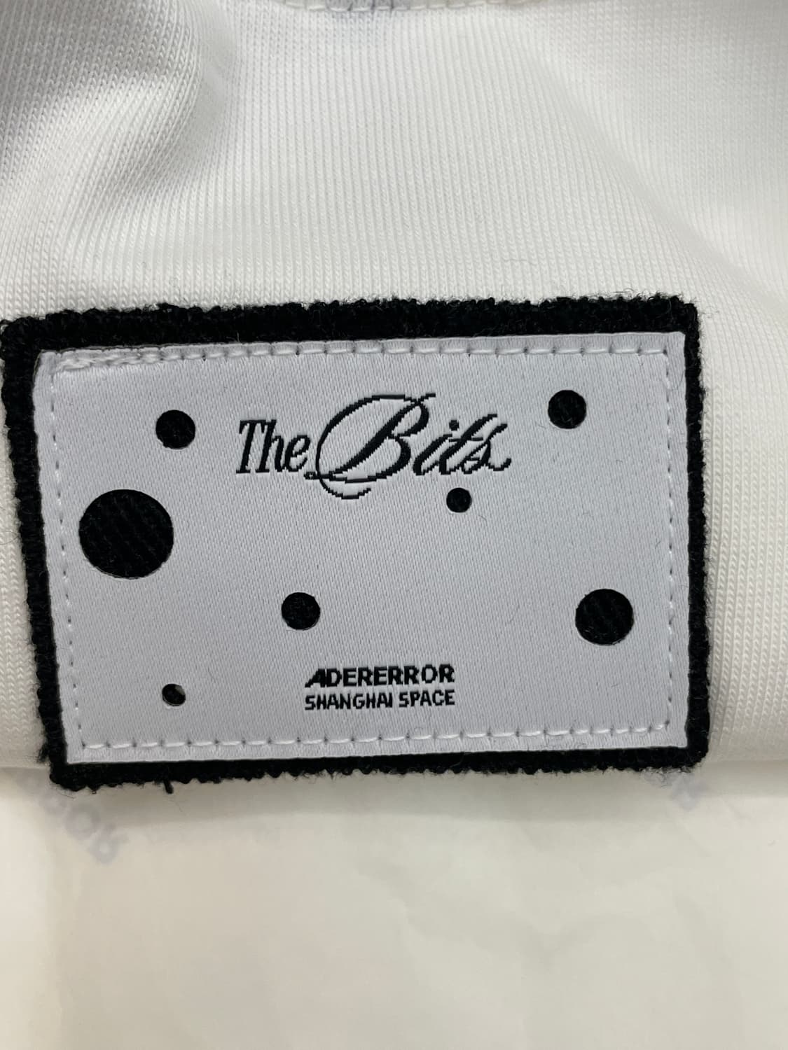 아더에러 상하이 스페이스 강아지 반팔티셔츠 화이트 상품이미지4