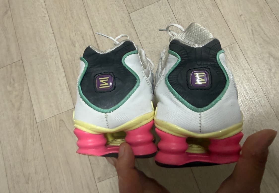 나이키 운동화 상품이미지3