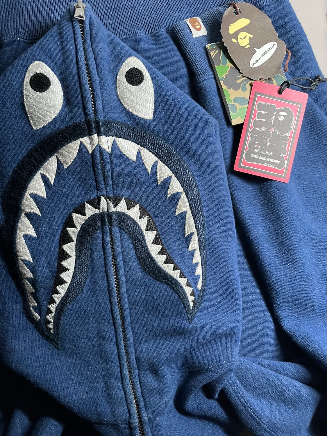 정품 베이프 샤크후드 딥네이비-S 상품이미지1