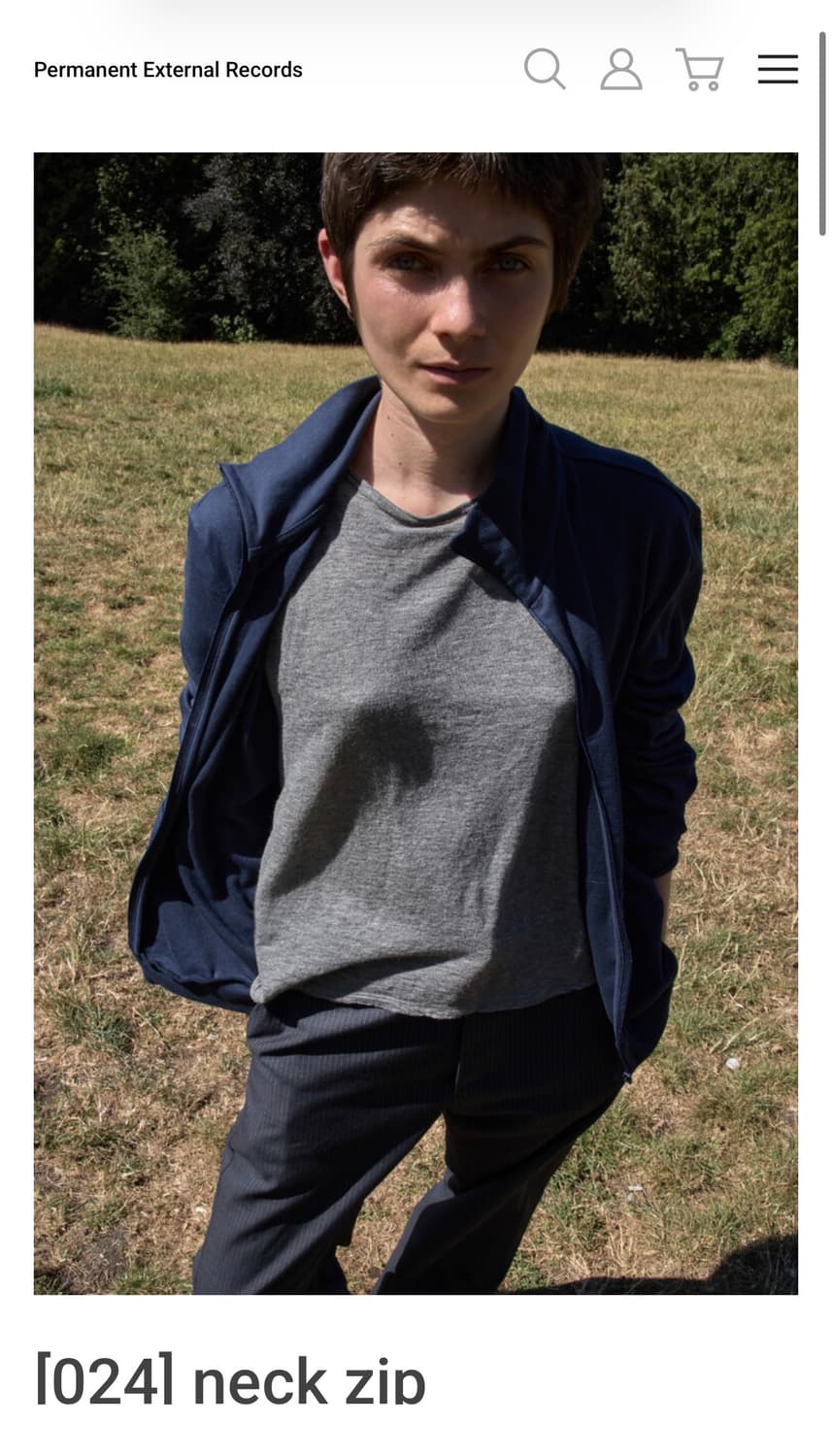 mudule neck zip black 1사이즈 상품이미지1