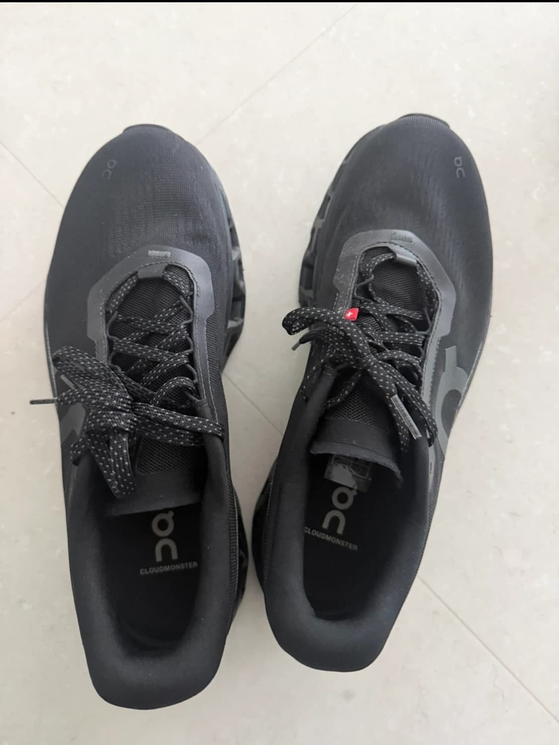 온러닝 클라우드몬스터2 270 상품이미지1