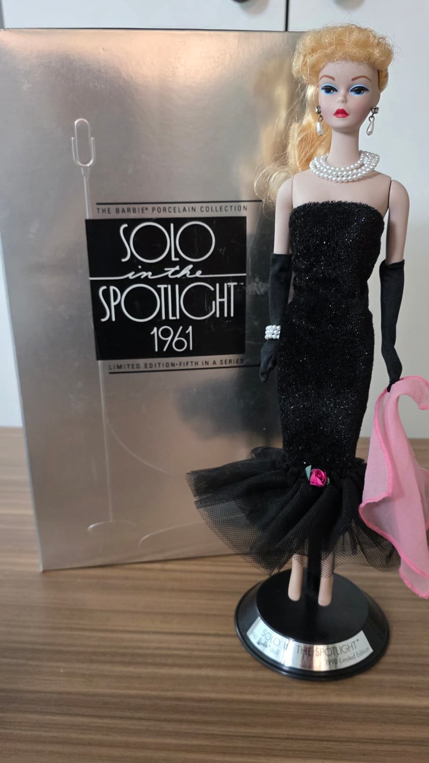 Solo in the Spotlight Barbie doll 상품이미지5