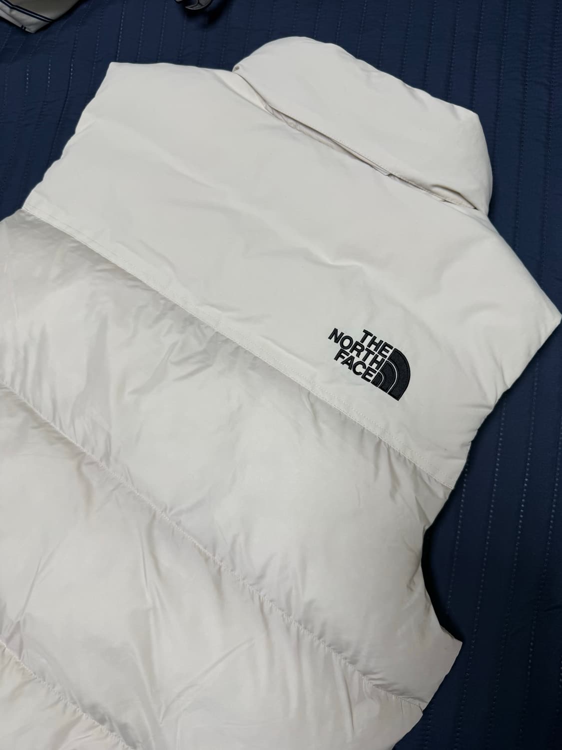 노스페이스 패딩조끼 상품이미지3
