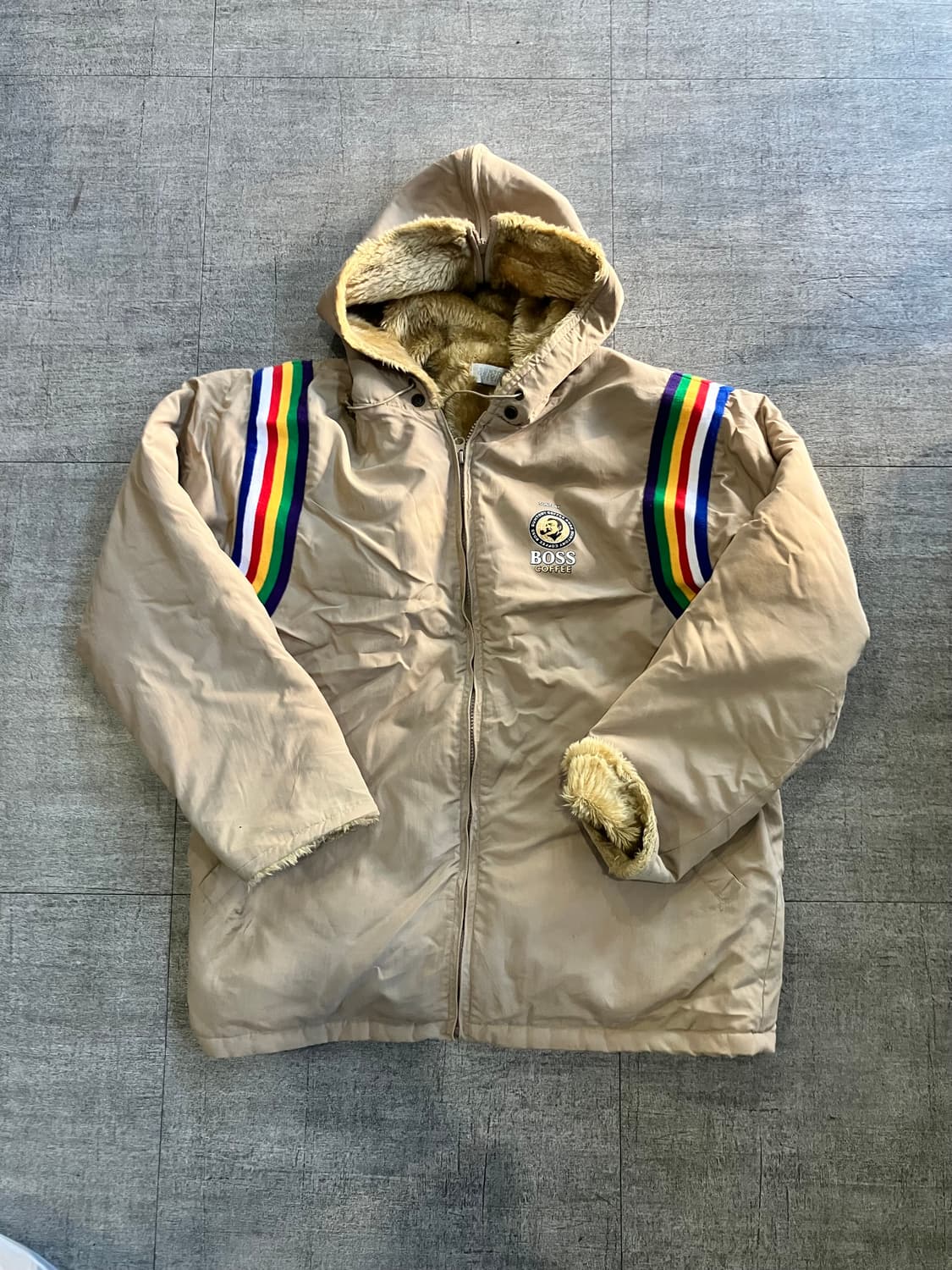 Suntory Boss 올드스쿨스트릿 커피대대장 퍼푸퍼자켓 상품이미지1