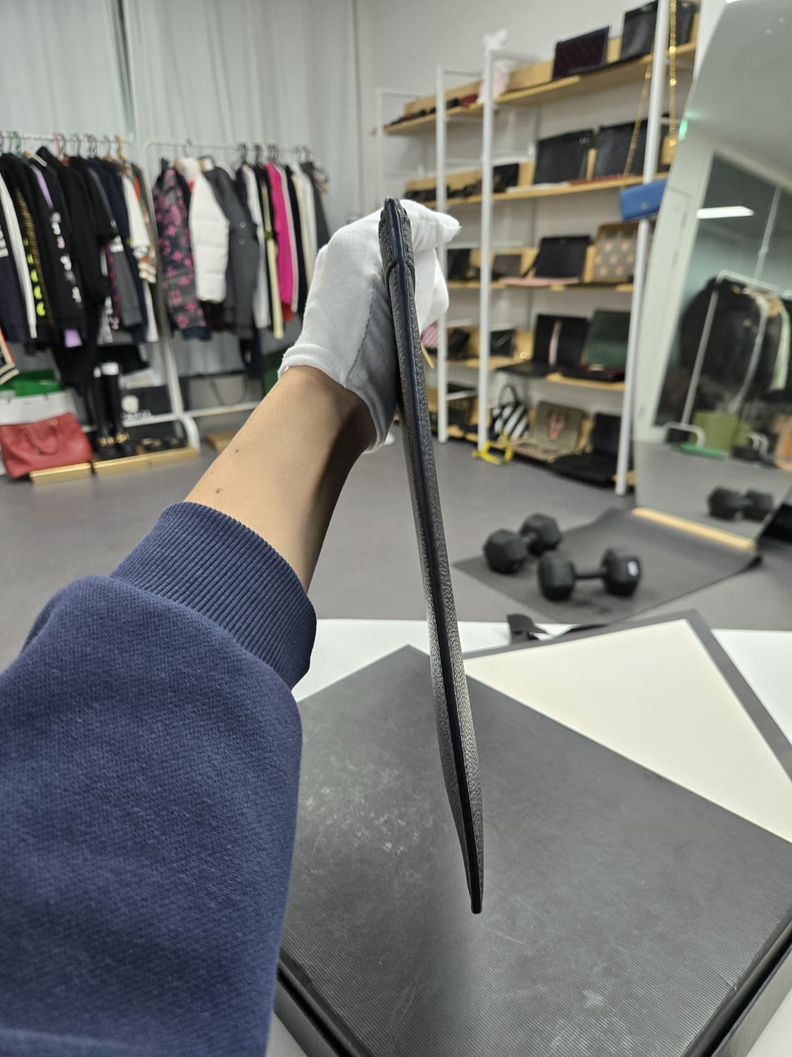 [A급컨디션]톰브라운 클러치백 라지 상품이미지4