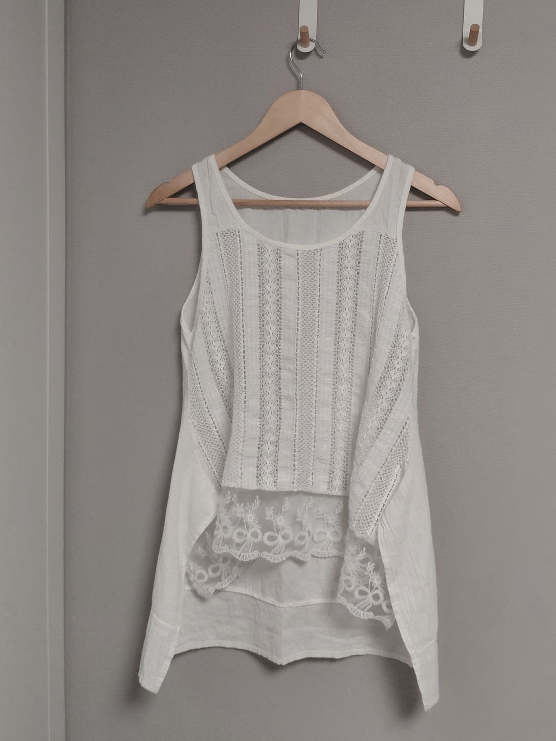 빈티지 화이트 드레이프 블라우스 상품이미지1