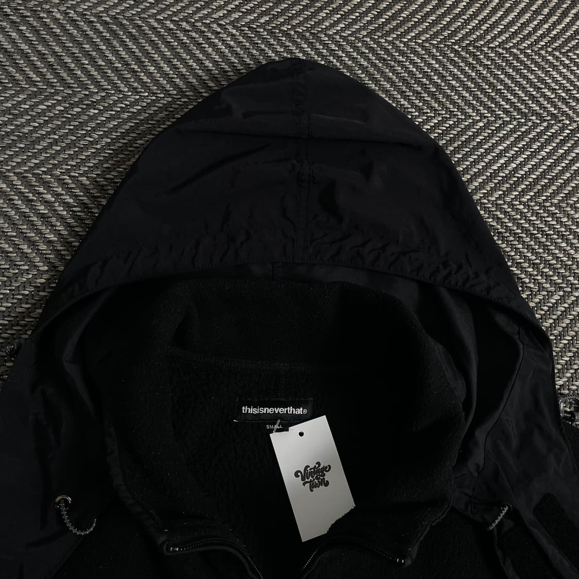 디스이즈네버댓 스펠 빅로고 후드 플리스 자켓o 3528 상품이미지4