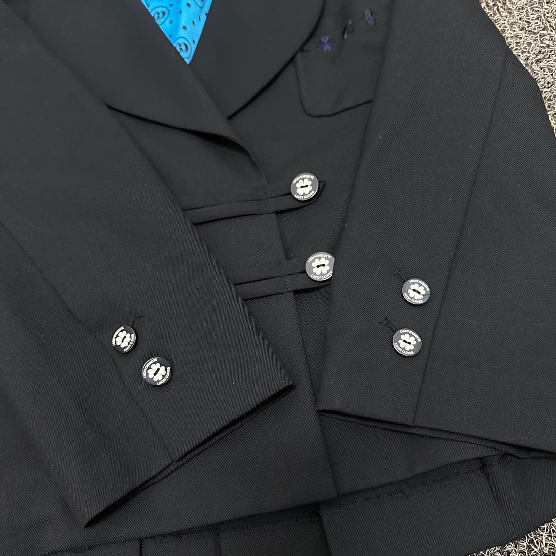 럭키슈에뜨 여성 울 자켓 블랙 36사이즈 상품이미지4