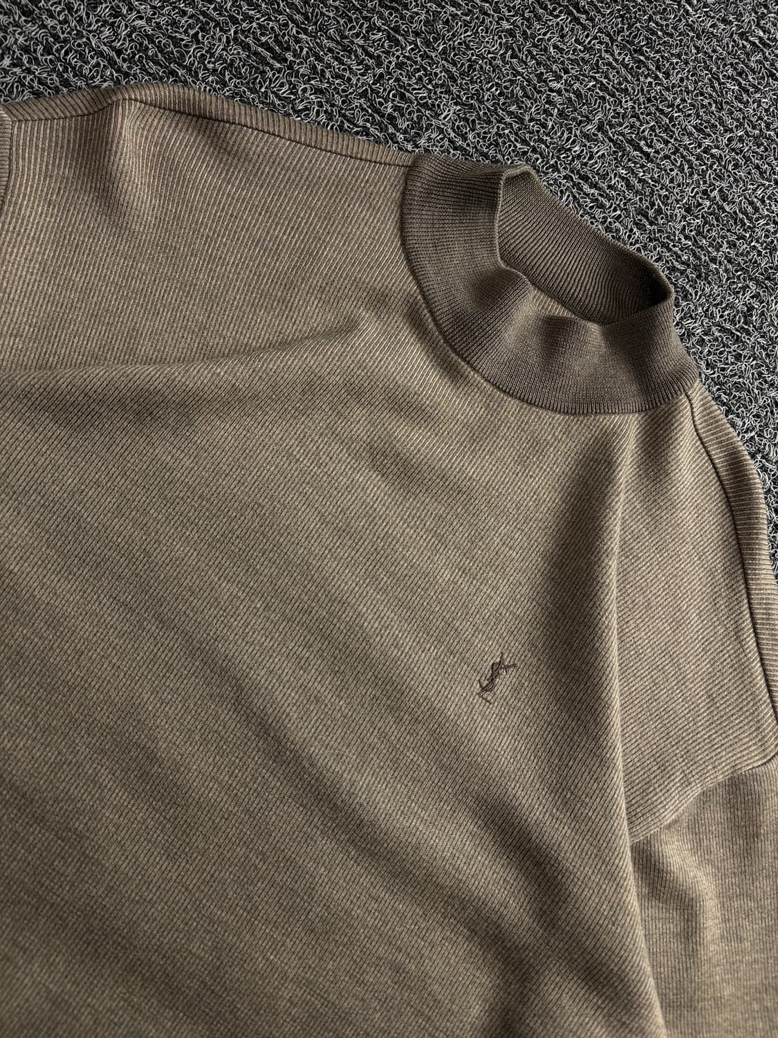 90s YSL 입생로랑 자수로고 반폴라 니트 3939 상품이미지3