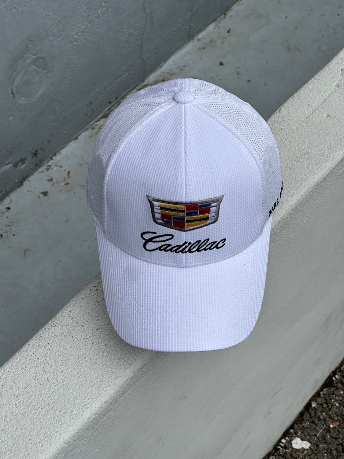 (새상품) [F] 캐딜락 로고 화이트 볼캡 모자 상품이미지1