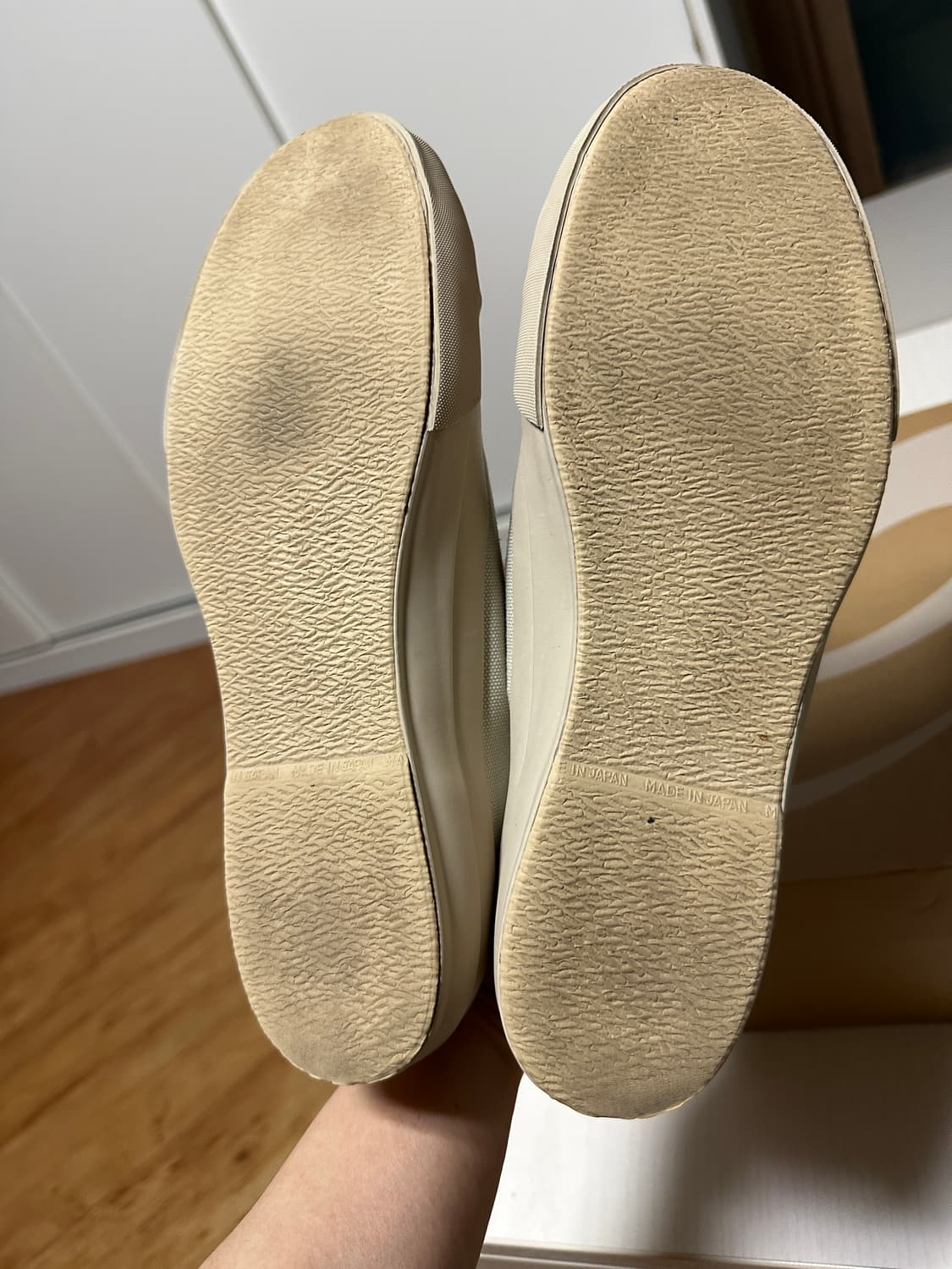 스튜디오 니콜슨 문스타 도브 260 상품이미지4