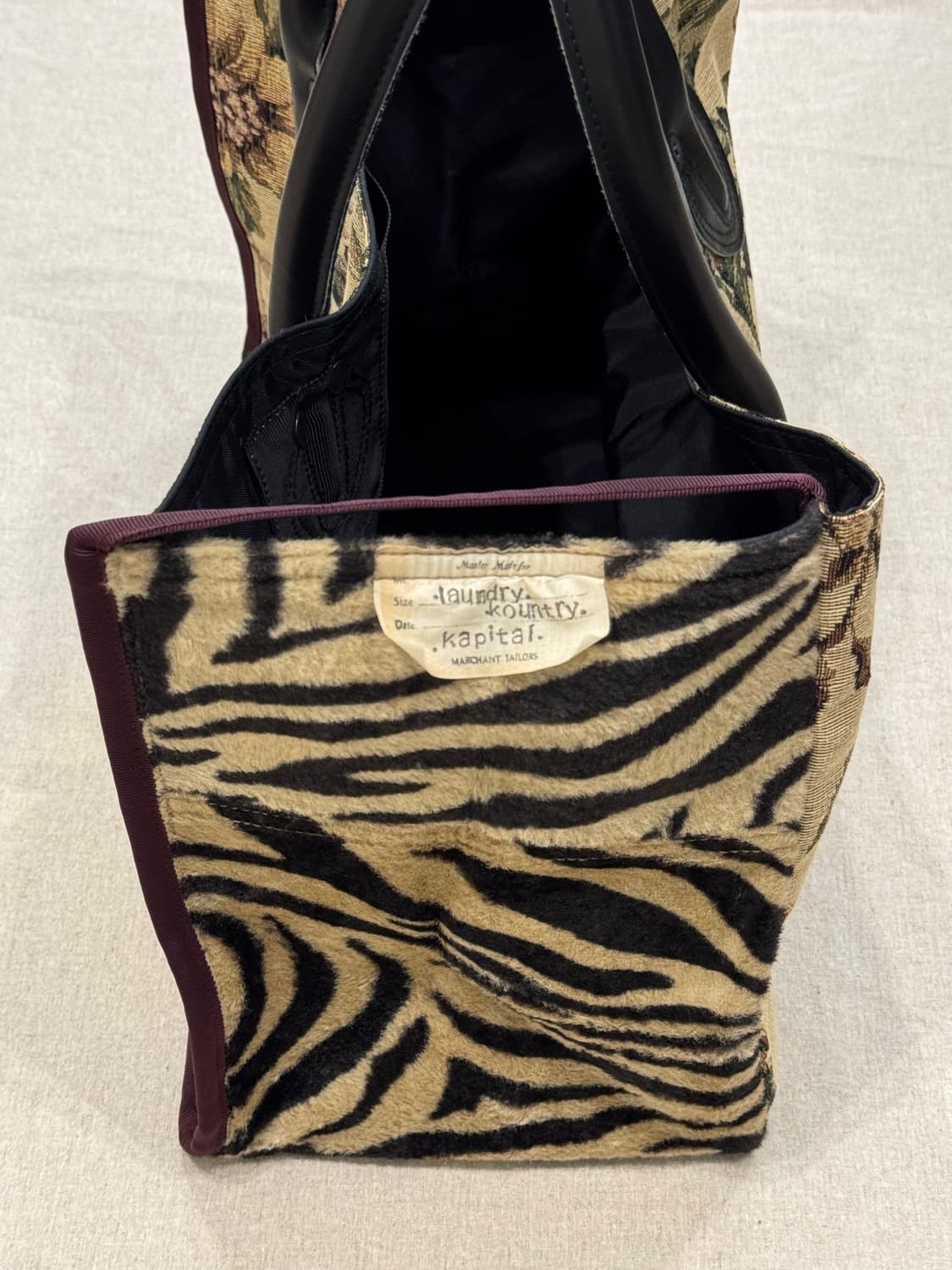 캐피탈 고블랑 타이거 밀크백 상품이미지5