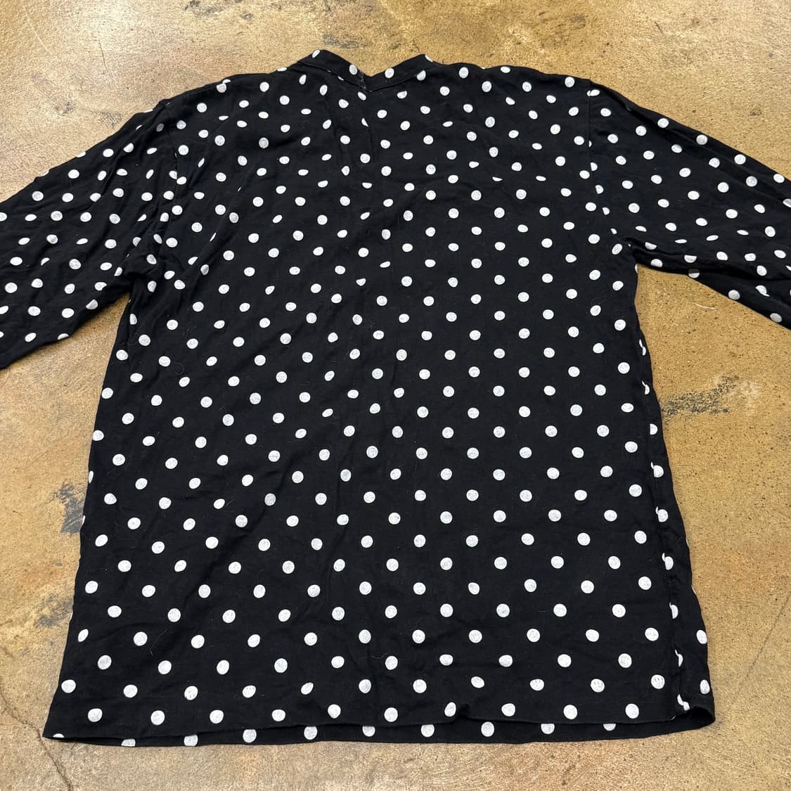 꼼데가르송 도트 블랙 레드 와펜 롱슬리브 긴팔티 상품이미지4