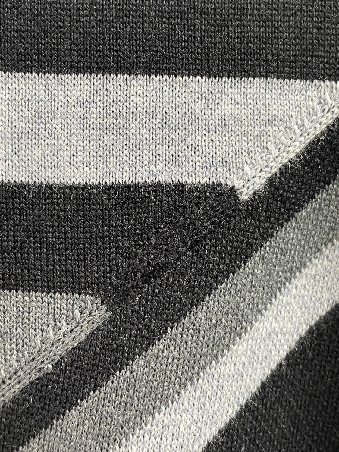 지방시 스트라이프 니트 (on.194) 상품이미지5