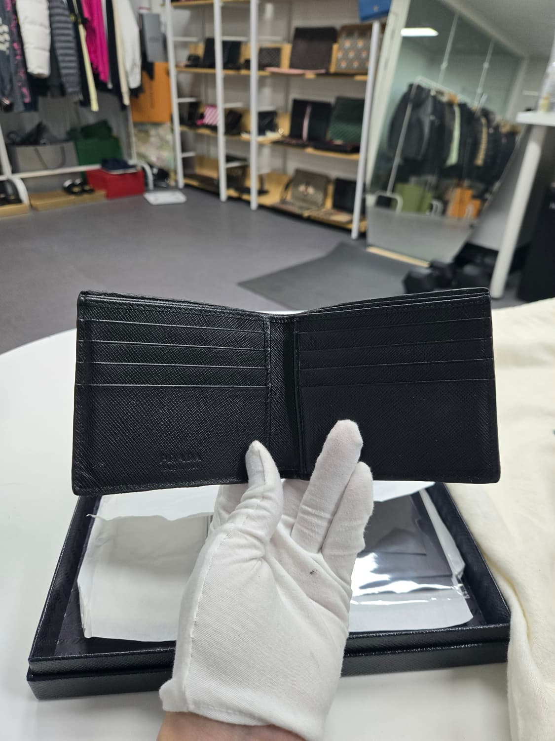 [A급컨디션]프라다 사피아노 크로커다일 반지갑 상품이미지5