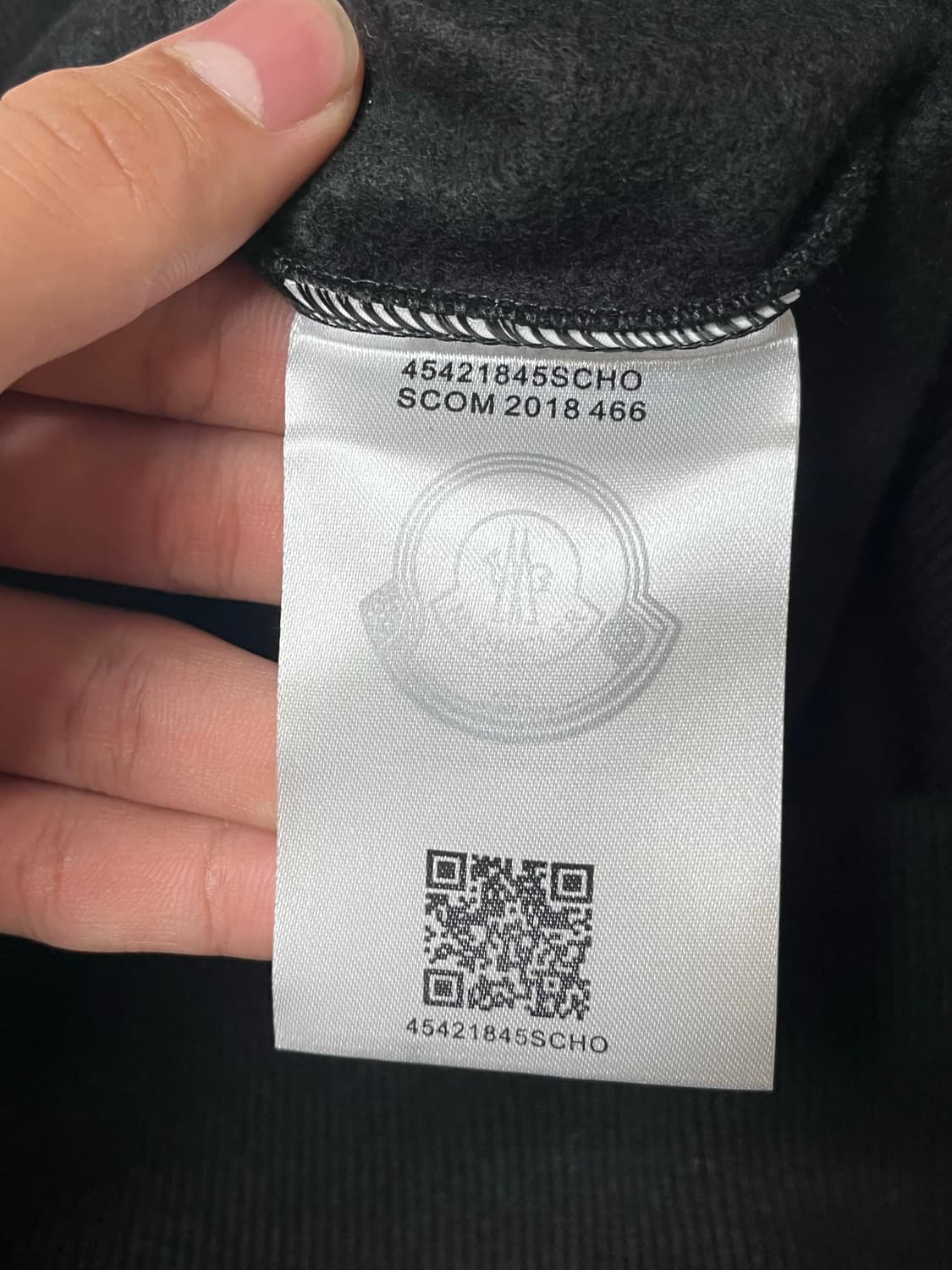 몽클레어 니트맨투맨 상품이미지5