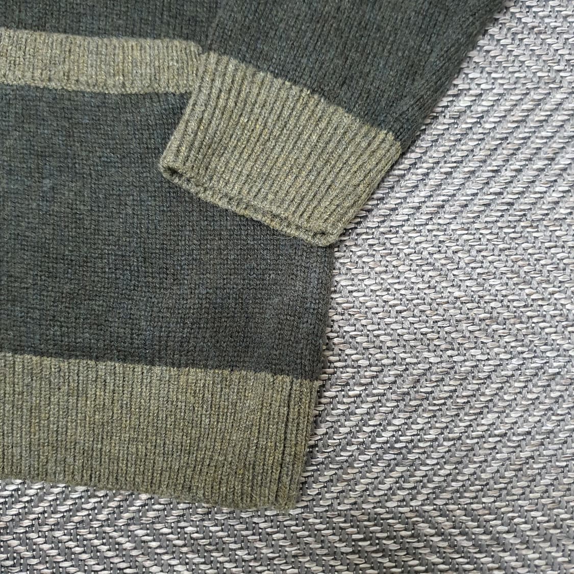 앤드지 브이넥 니트 가디건 남자105~110 상품이미지4