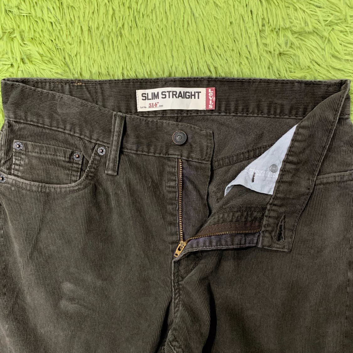 [31] 리바이스 514 화이트탭 슬림 스트레이트핏 코듀로이 치노팬츠 상품이미지4