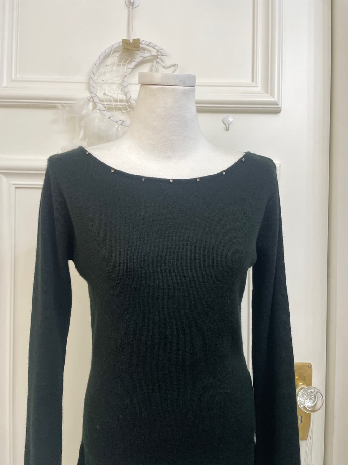 black neck stone point basic knit top 상품이미지5