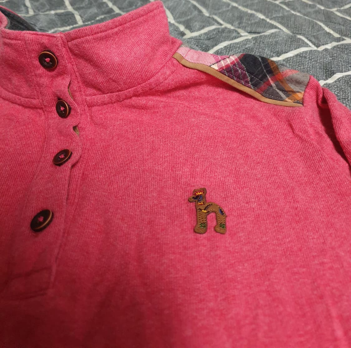 헤지스 숄더체크 혜비코튼 헨리넥 롱슬리브 (네이비,핑크)2개 (95) 상품이미지5