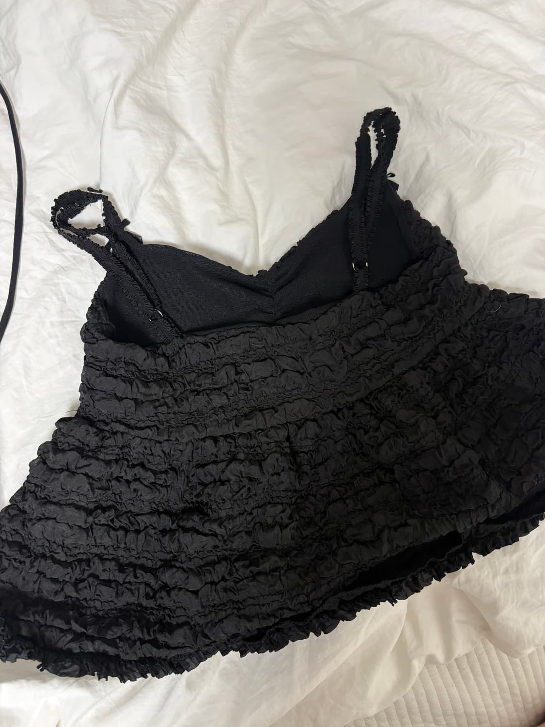 클라따 폼폼 블라우스_블랙 상품이미지5