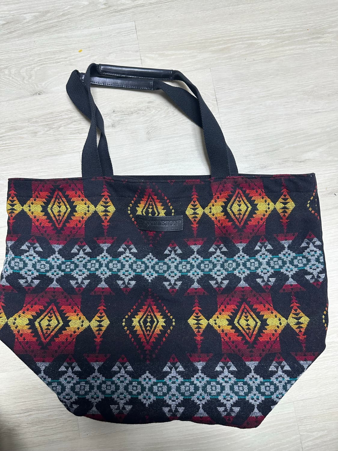 Pendleton 펜들턴 울 자카드 토트백 (네이티브 패턴) 상품이미지1