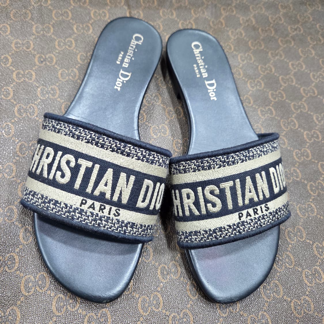 디올 Dway 뮬 슬리퍼 상품이미지1