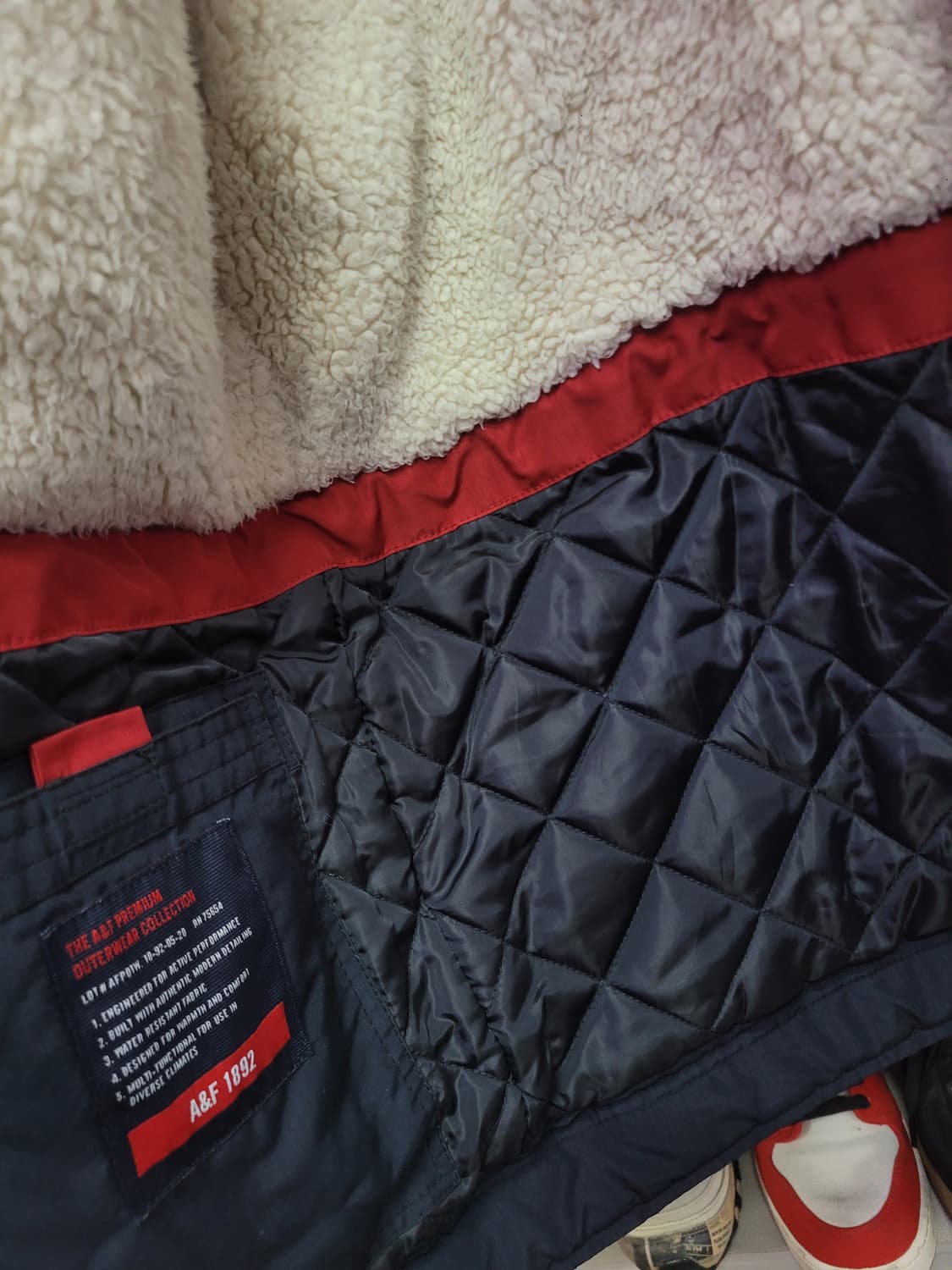 A&F 아베크롬비앤피치 방수 방풍 패딩 상품이미지6