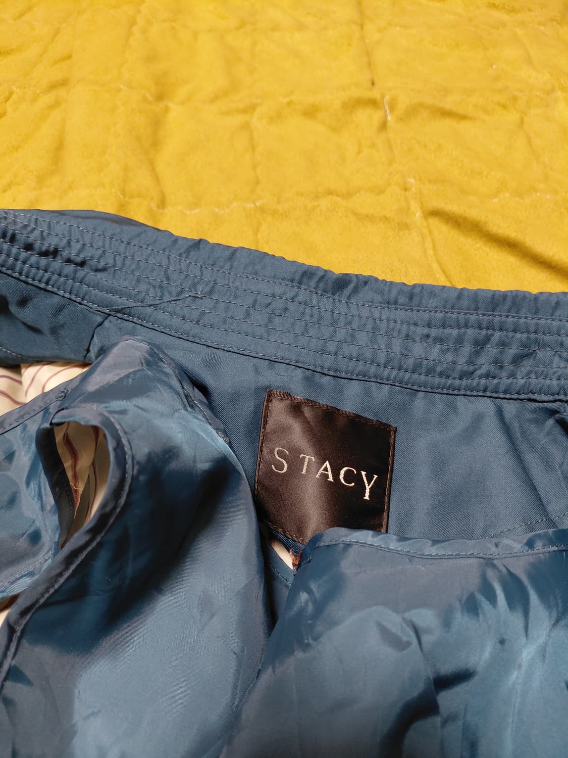 STACY 오네갸루 네이비 스트라이프 안감 트렌치코트 상품이미지4