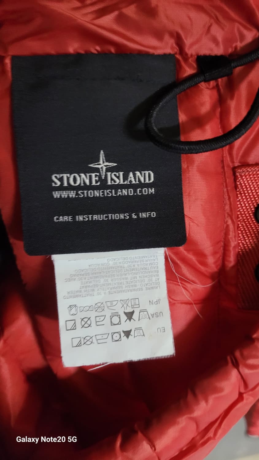 스톤아일랜드 마이크로 립스탁 패딩 상품이미지4