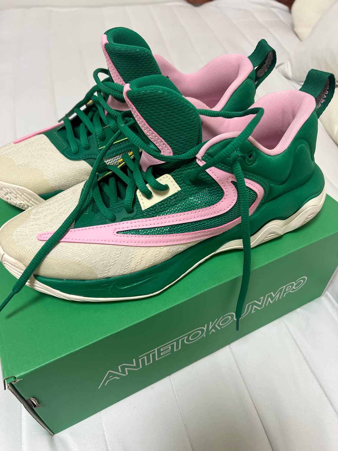 나이키 이모탈리티 3 상품이미지1