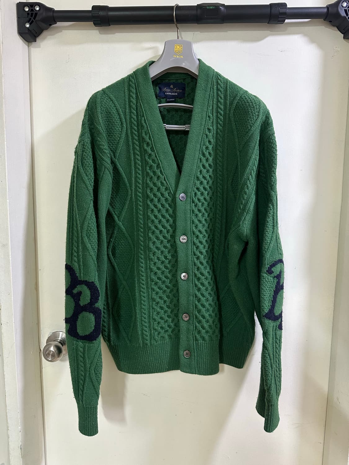 브룩스 브라더스 X 이스트로그 가디건 상품이미지1