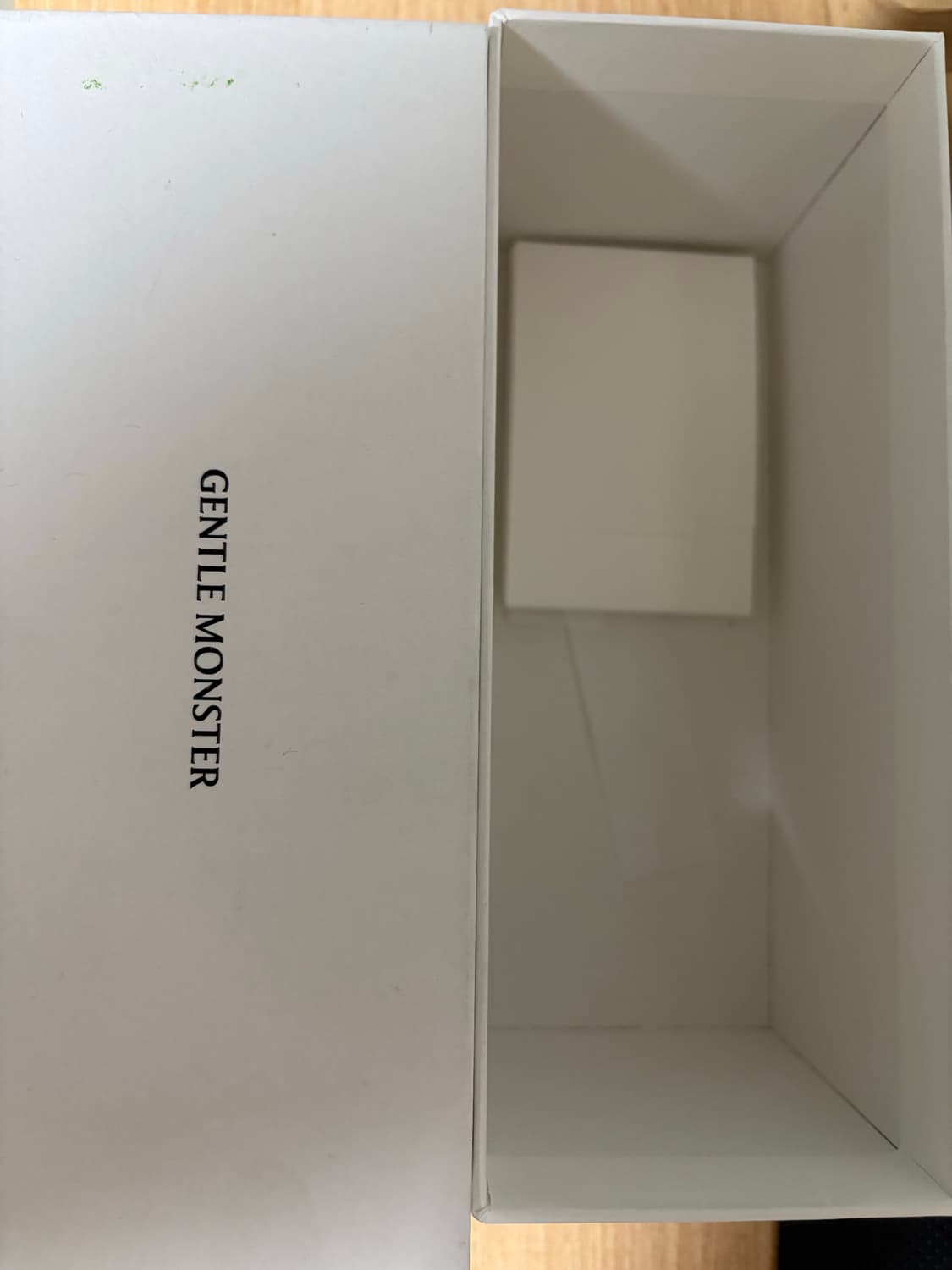 젠틀몬스터 안경 에반 블랙 상품이미지3