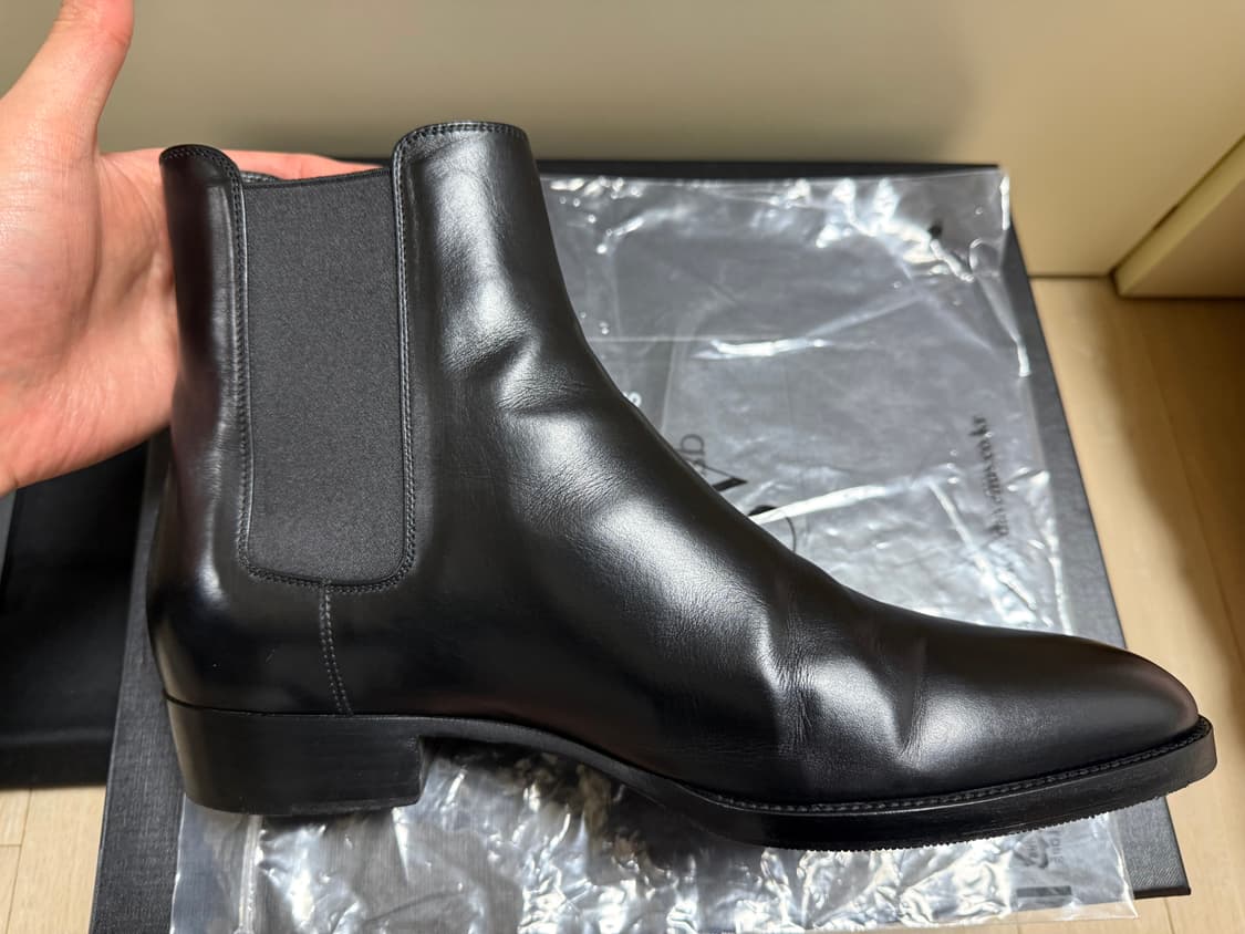 생로랑 와이어트30 첼시부츠 41.5 풀박스 상품이미지4