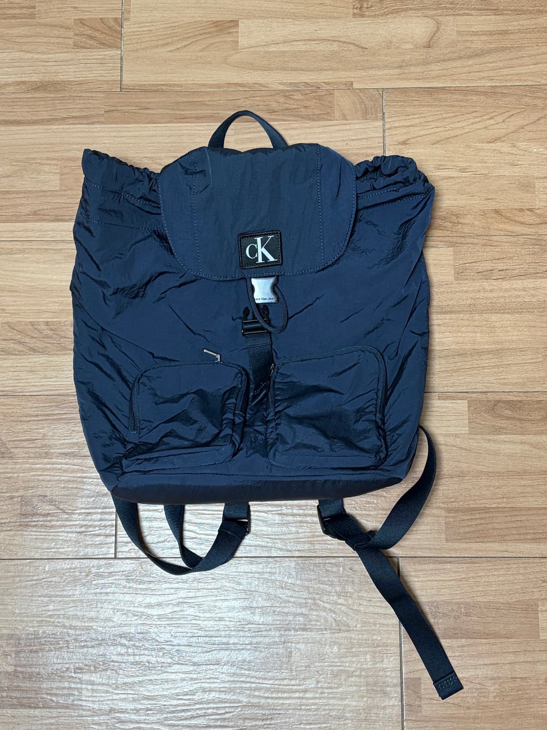 CK 캘빈클라인 나일론 백팩 상품이미지2