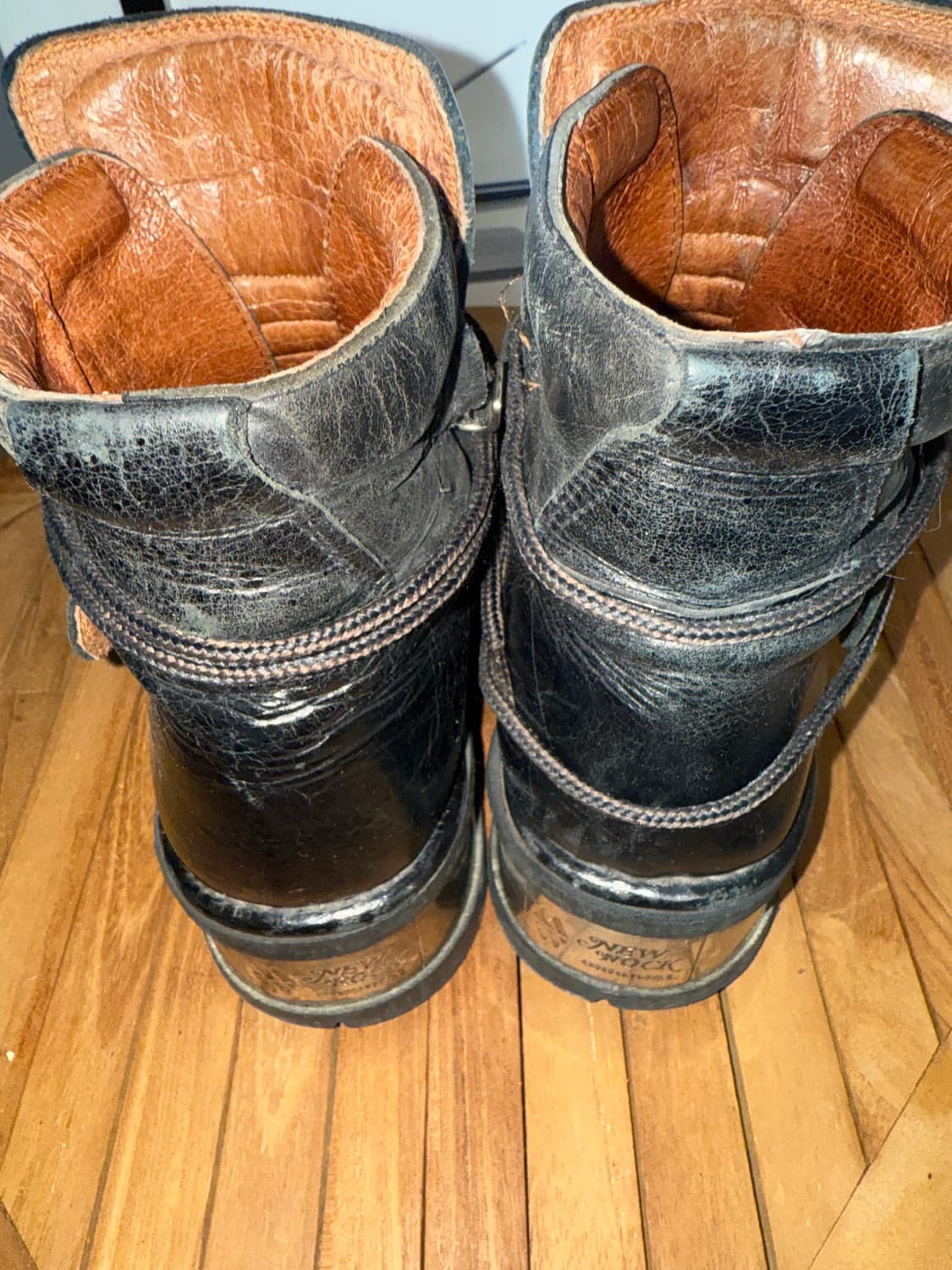 뉴락 부츠 280 사이즈 판매합니다 상품이미지3