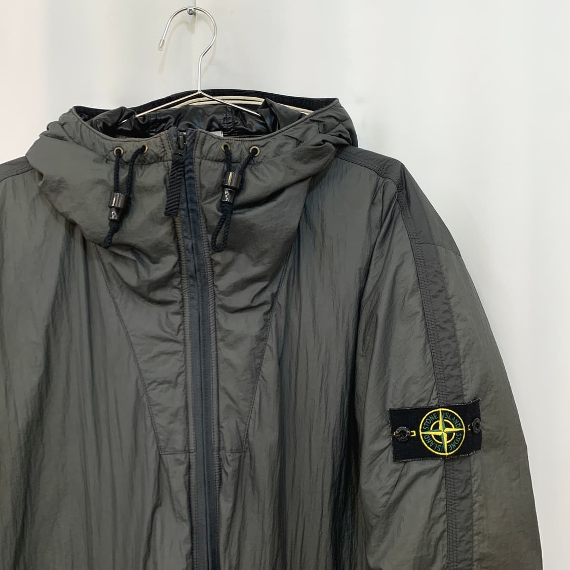 스톤아일랜드 와펜 다운 패딩 자켓 3XL 상품이미지2