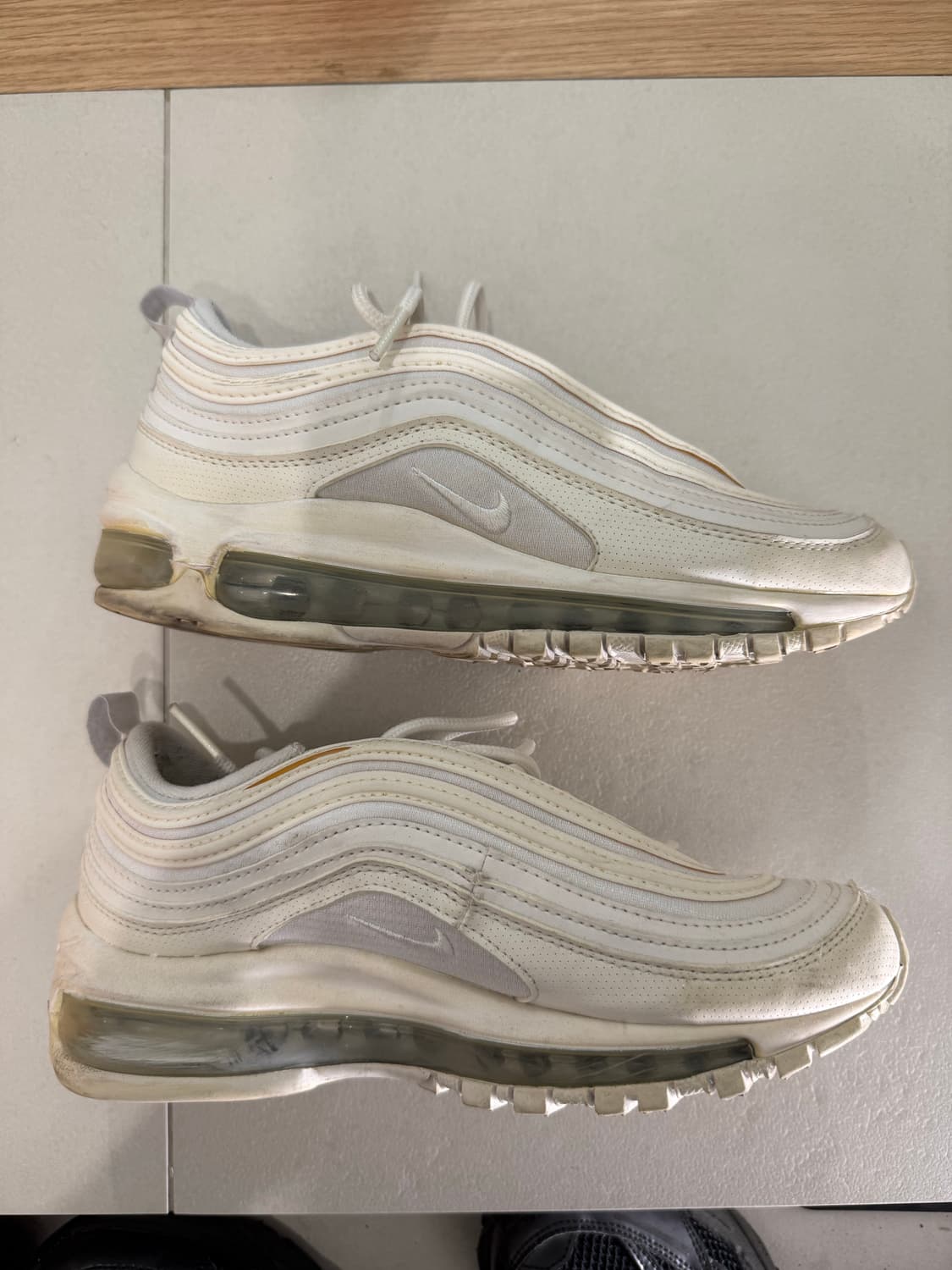 나이키 에어맥스 97 트리플화이트 상품이미지3