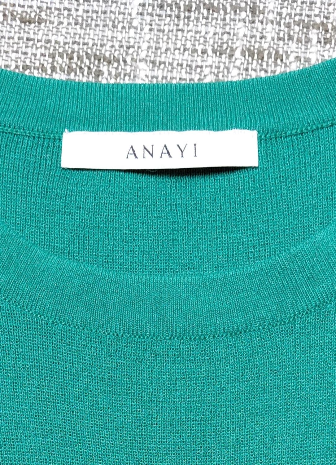 [SIZE 36] ANAYI 소매 골드버튼 슬릿 하프 니트 (그린) 상품이미지6