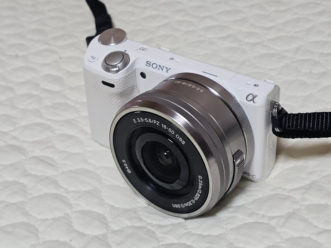 소니 NEX-5T 미러리스 카메라 상품이미지3