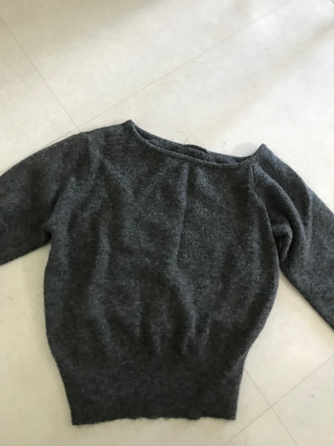 유플레 니트 오프숄더 그레이 판매 상품이미지1