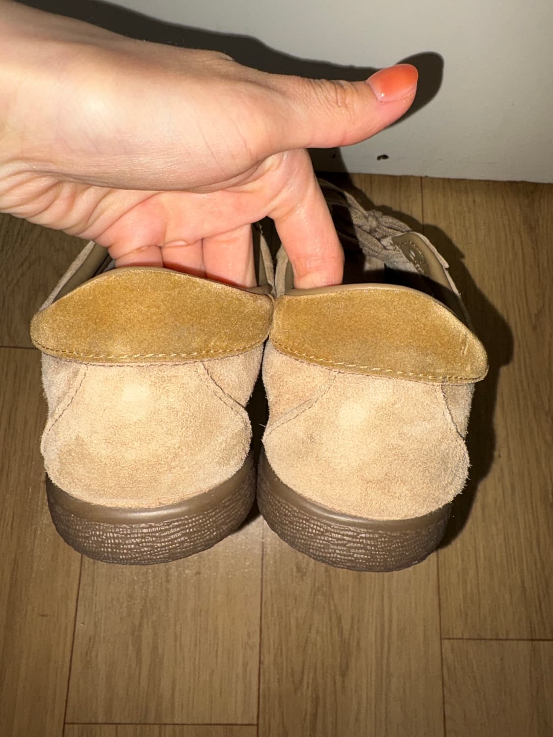 아디다스 토바코 팬톤 메사 상품이미지6