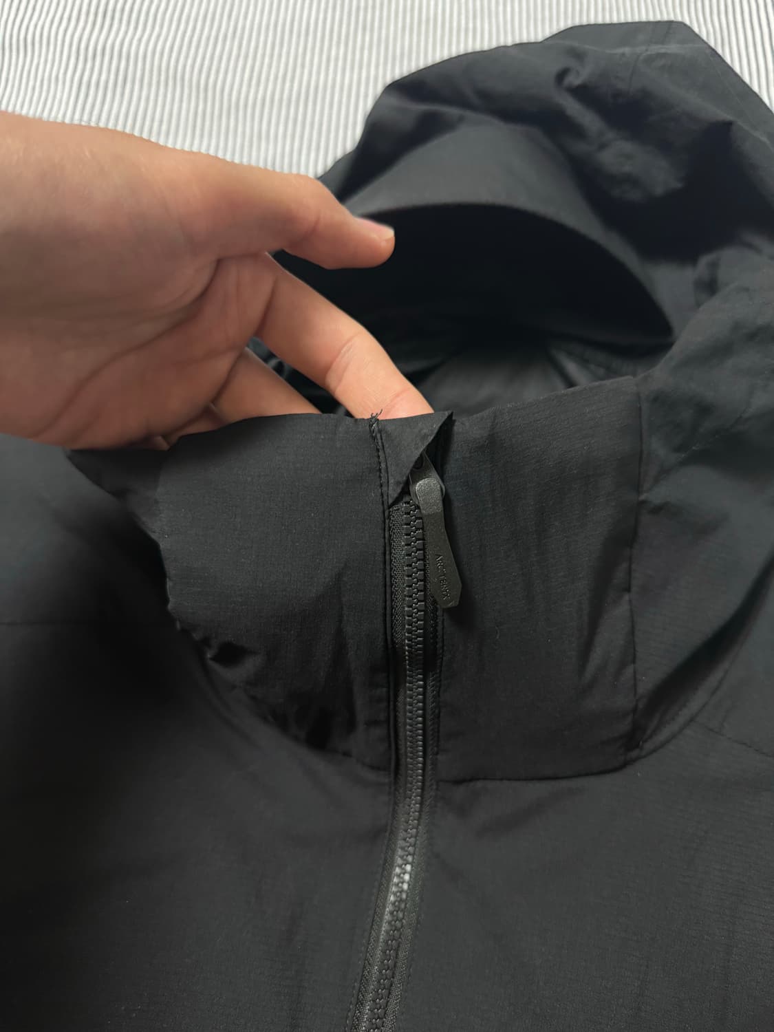 (SS급) 아크테릭스 아톰 SL 후디 블랙  상품이미지6