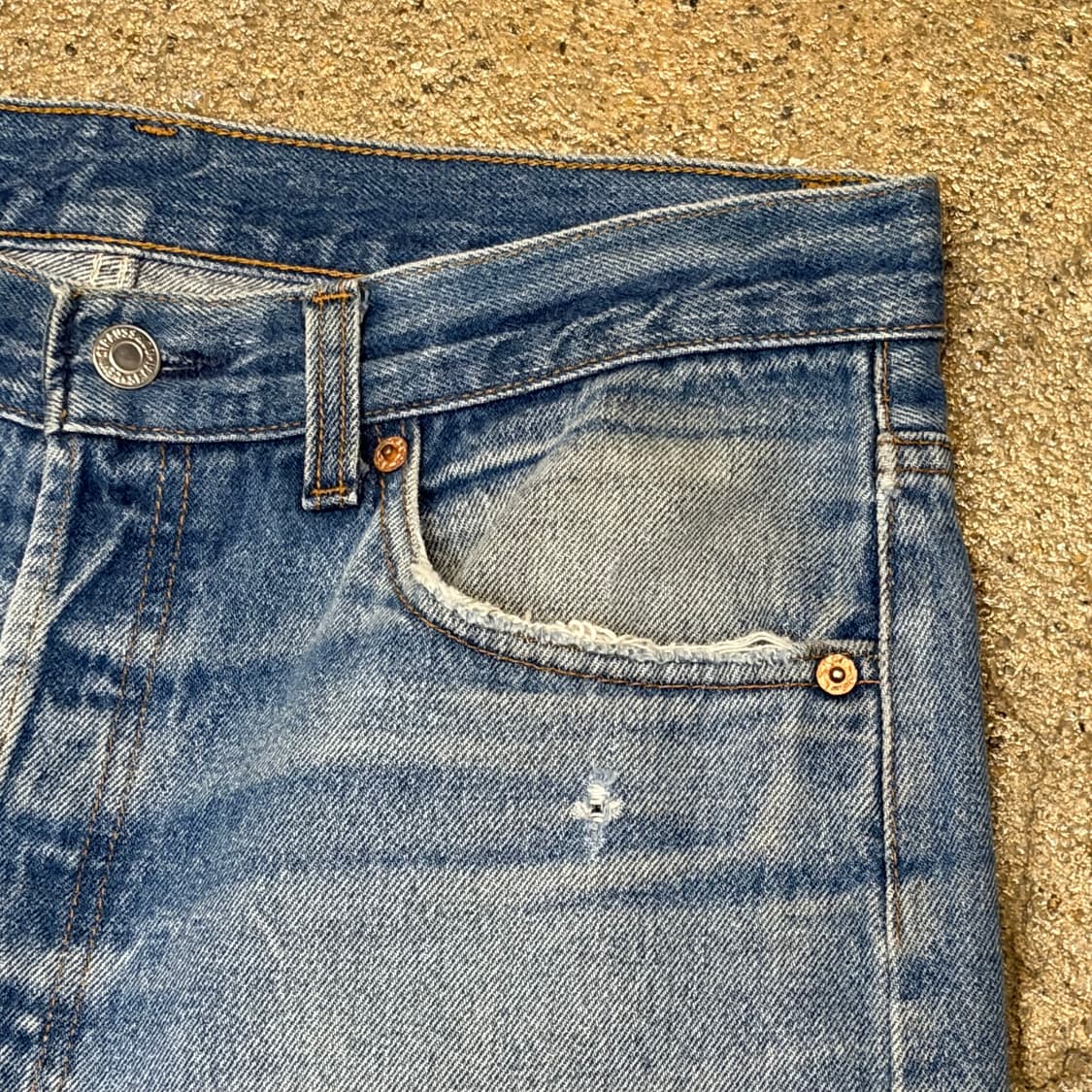 90s Made in USA  빈티지 리바이스 501XX 청바지 상품이미지3