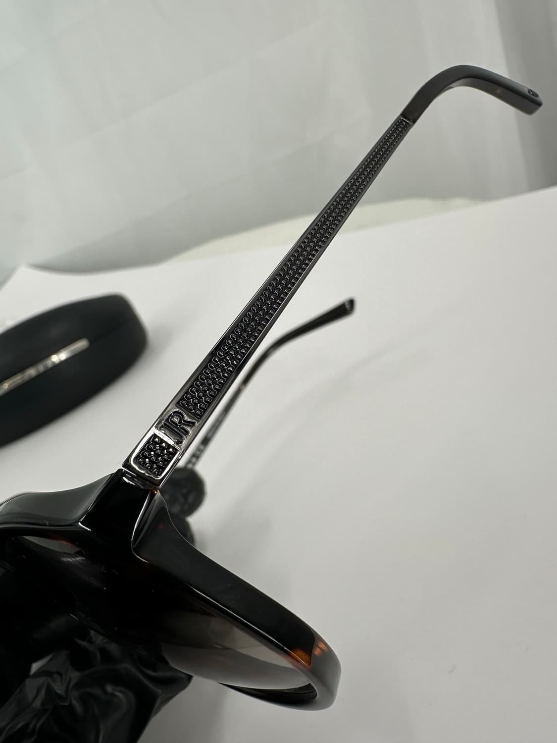 [새상품 무료배송] 정품 Made In Italy 존리치몬드 선글라스 상품이미지5