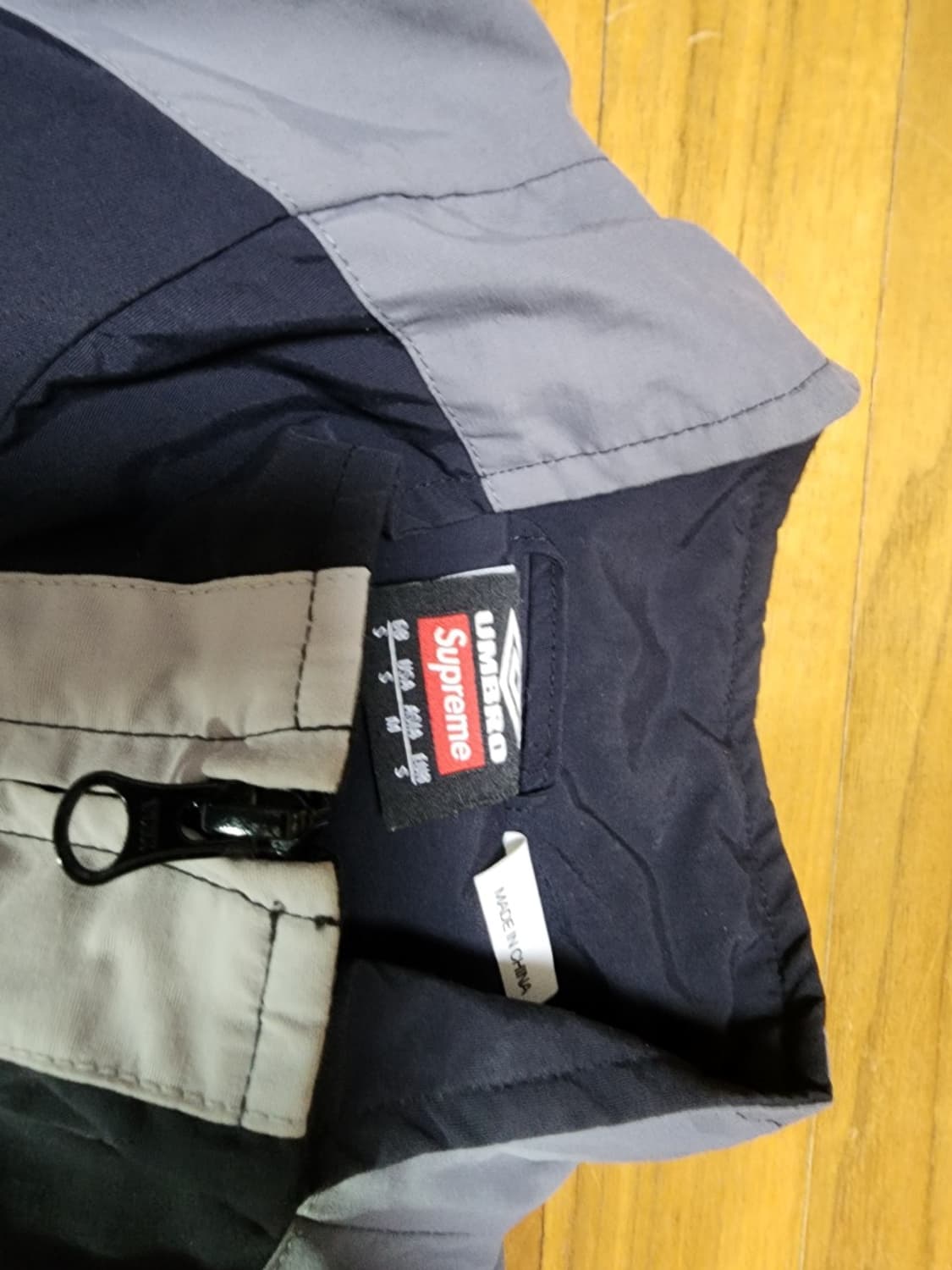 슈프림 엄브로 트랙자켓  s 상품이미지6