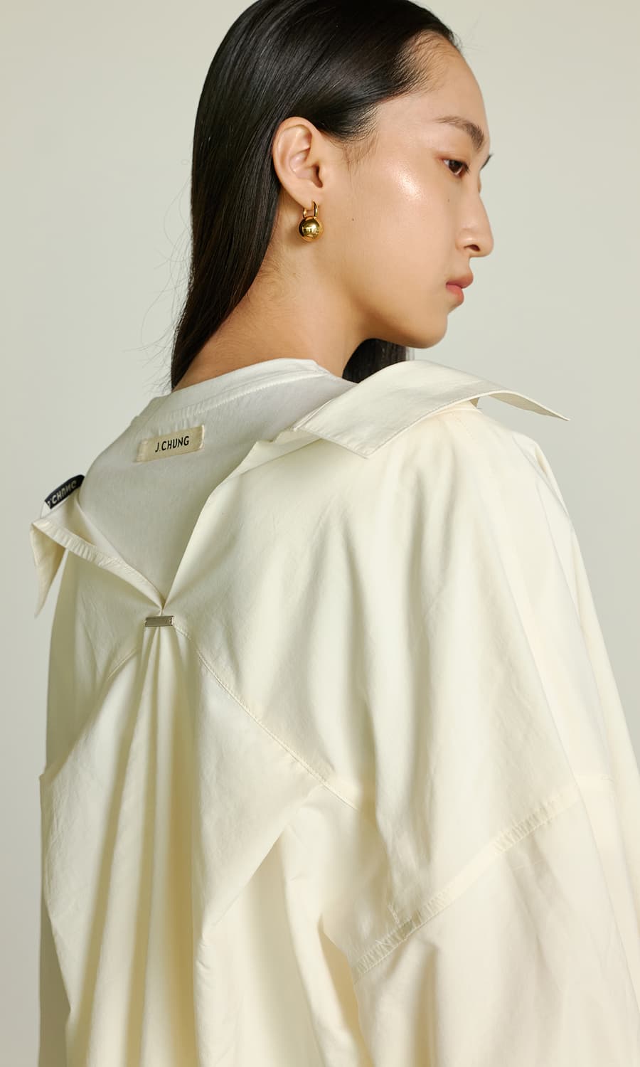 제이청(J.CHUNG)세실 백오픈 셔츠 상품이미지4