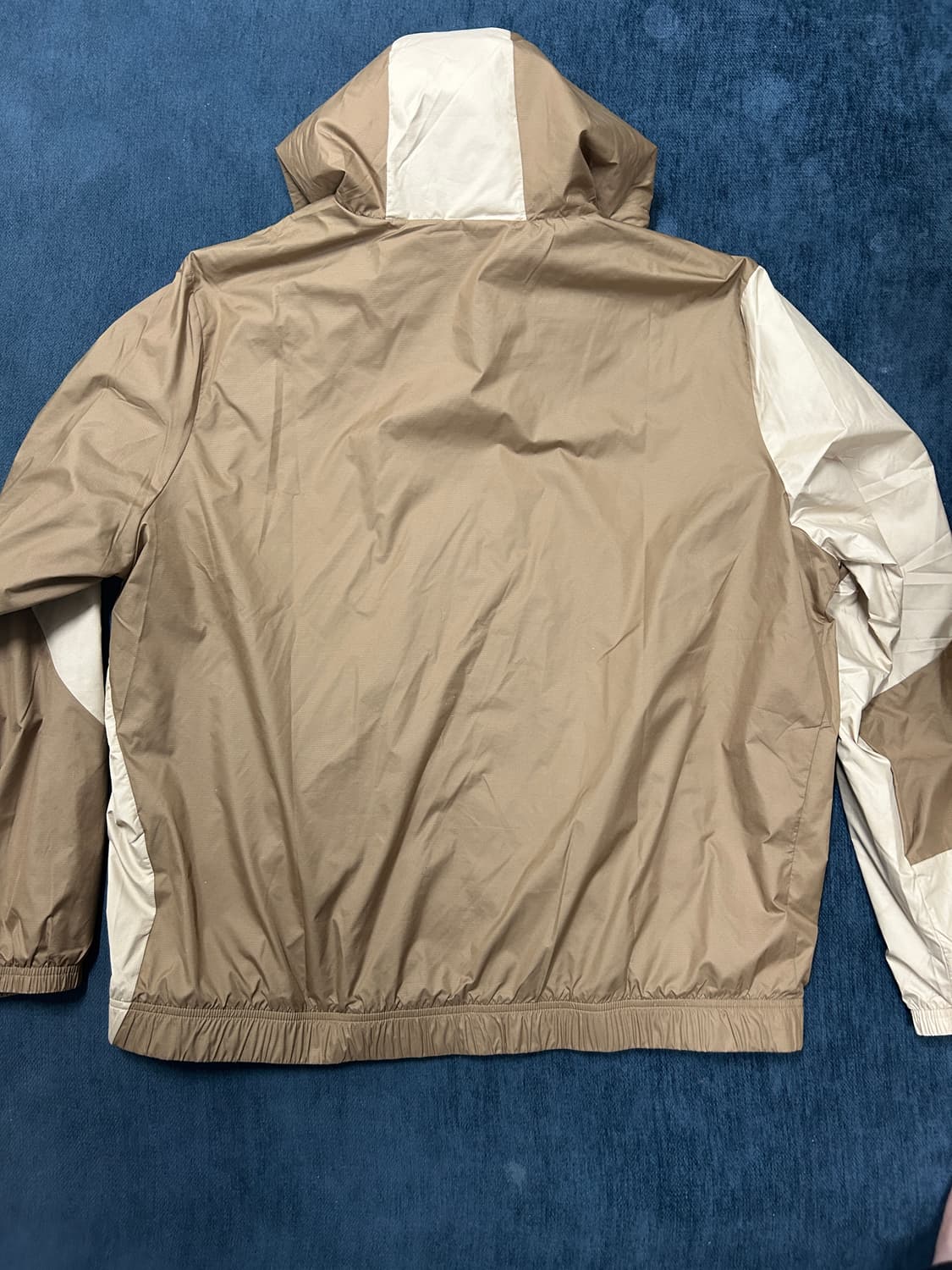 퓨마x맨시티 바람막이 상품이미지2