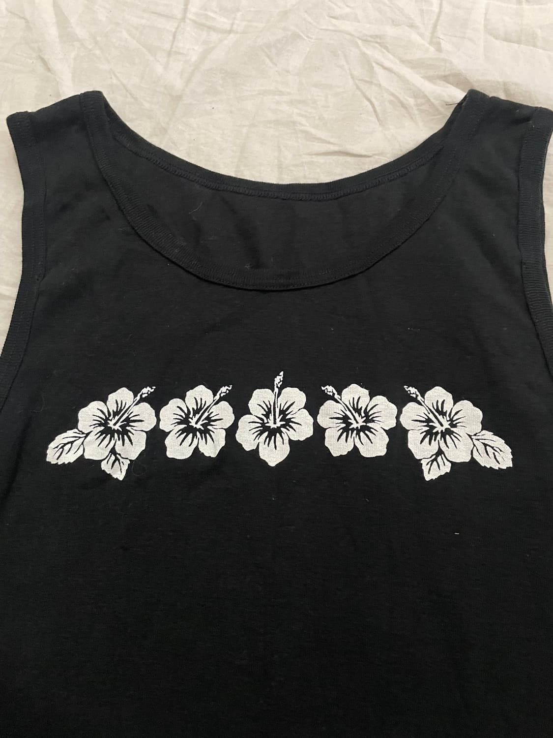 블랙 하와이안 플라워 슬림 나시 (Y2K 무드) 상품이미지2