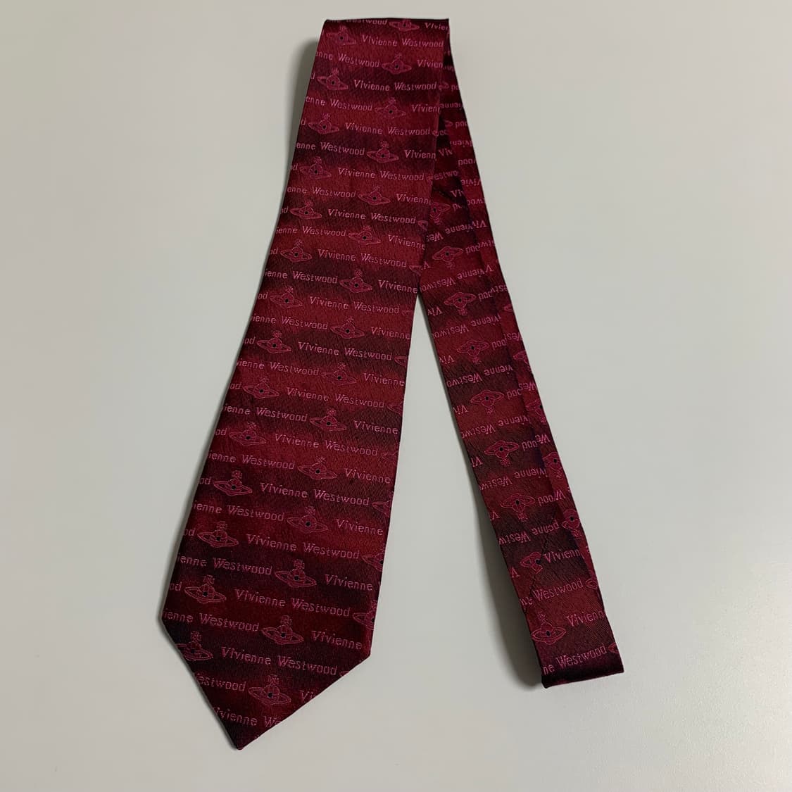 비비안웨스트우드 로고플레이 명품넥타이 100실크 모노그램 정장코디 상품이미지8